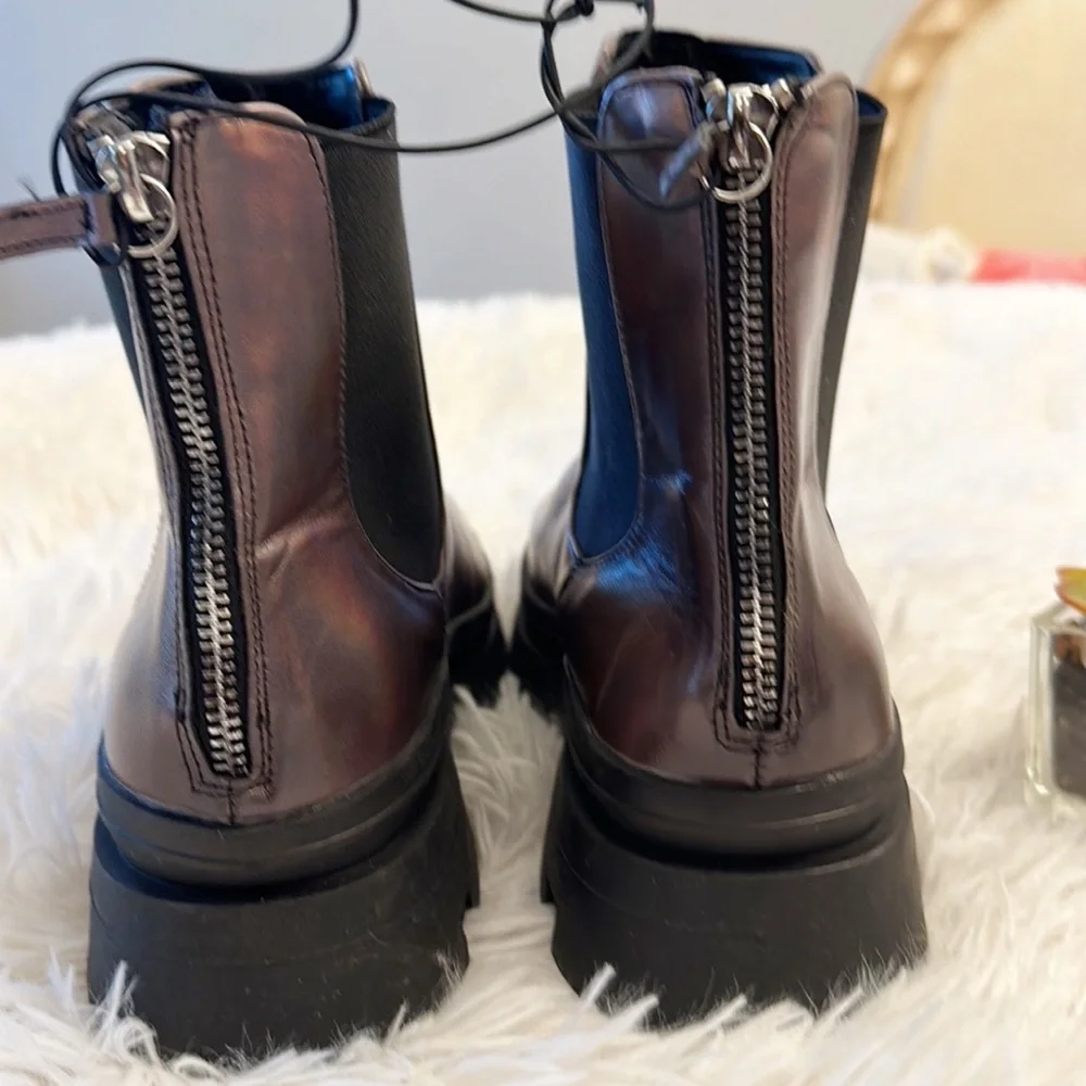 COPY - NEW Steve Madden Jteresta Metallic Ankle Boots Pewter girls size 5